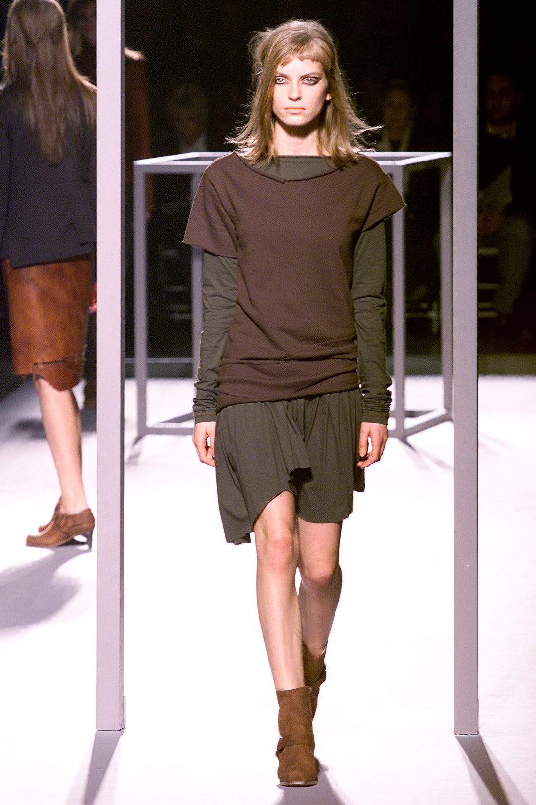 Chalayan F/W 02 Look 139