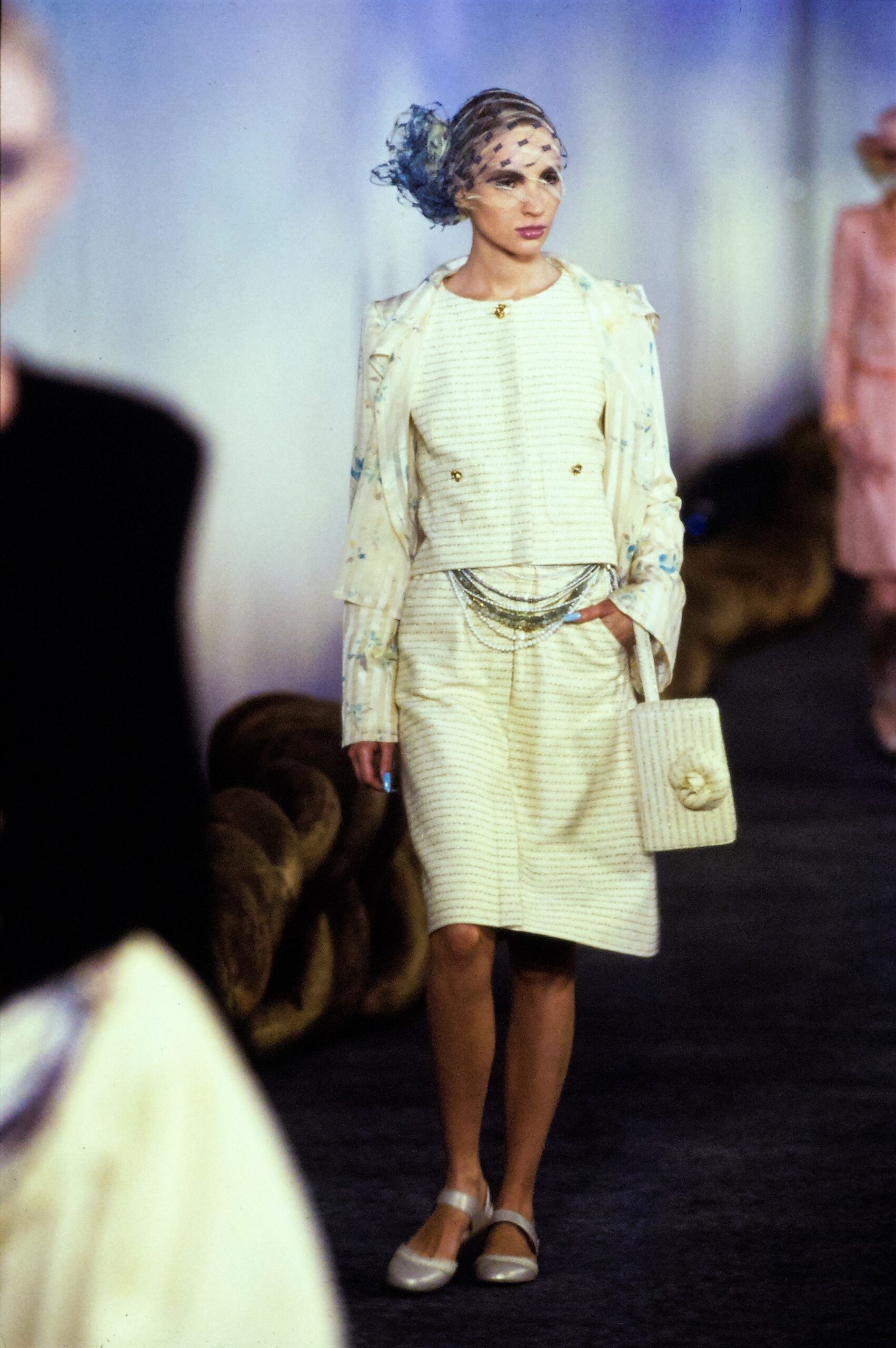 Chanel S/S 01 Couture Look 186