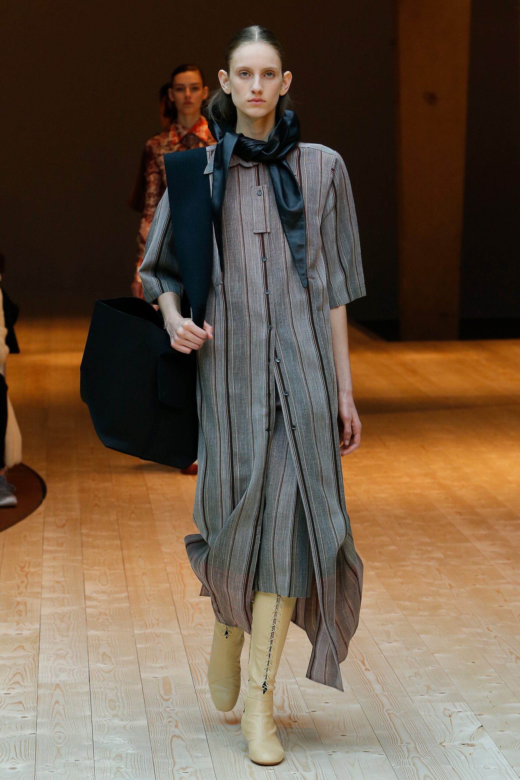 Celine F/W 17 Look 242