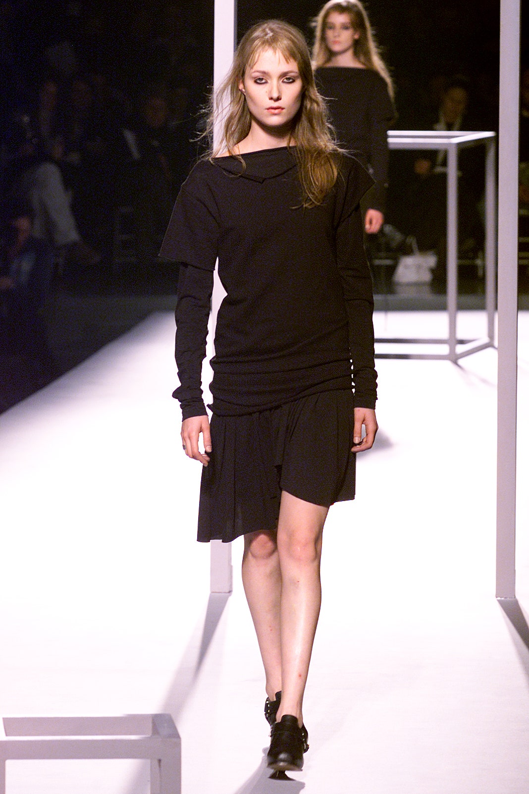 Chalayan F/W 02 Look 164