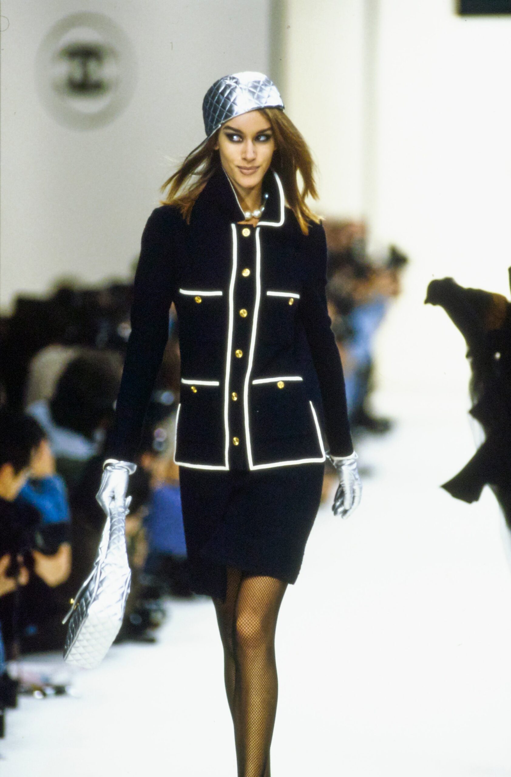 Chanel F/W 91 Look 300