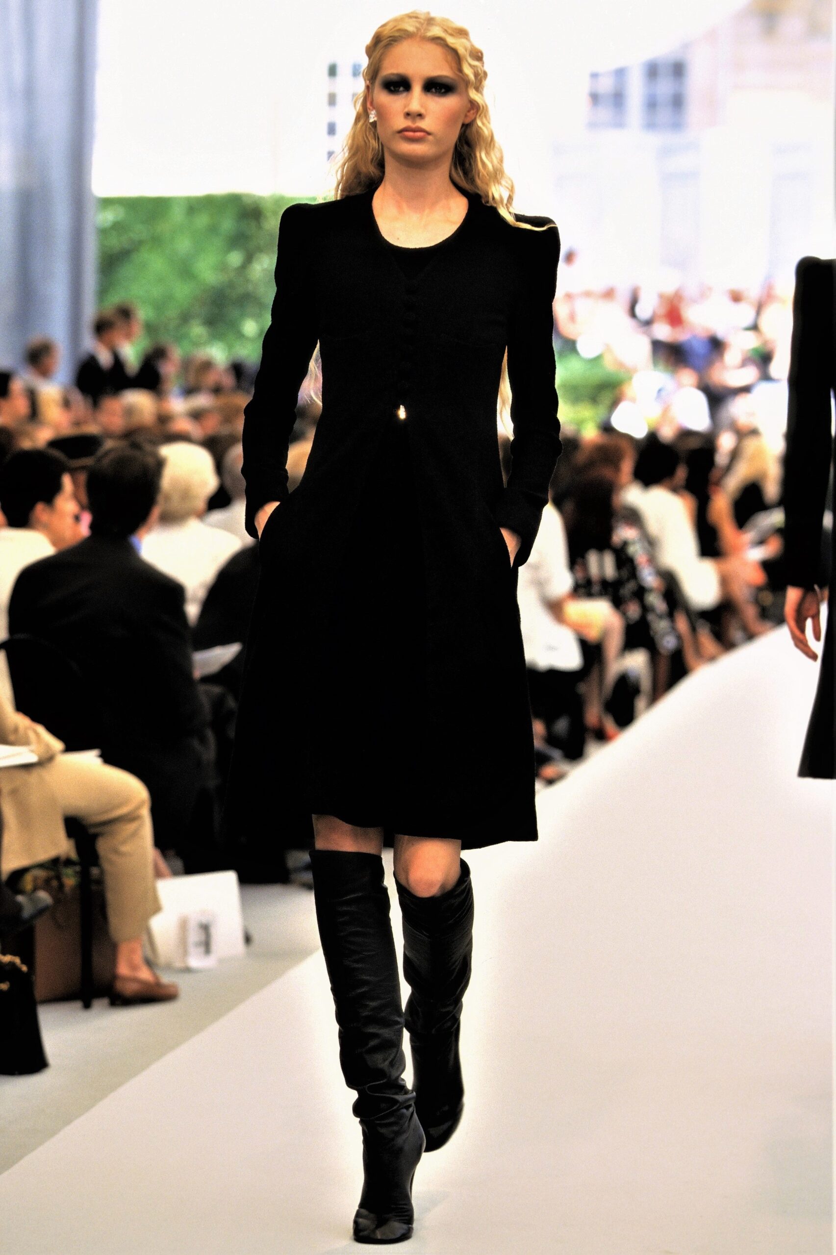 Chanel F/W 97 Couture Look 333