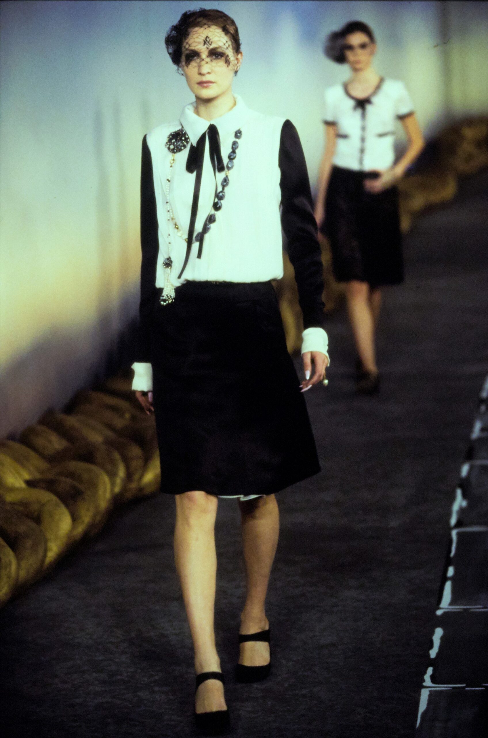 Chanel S/S 01 Couture Look 217