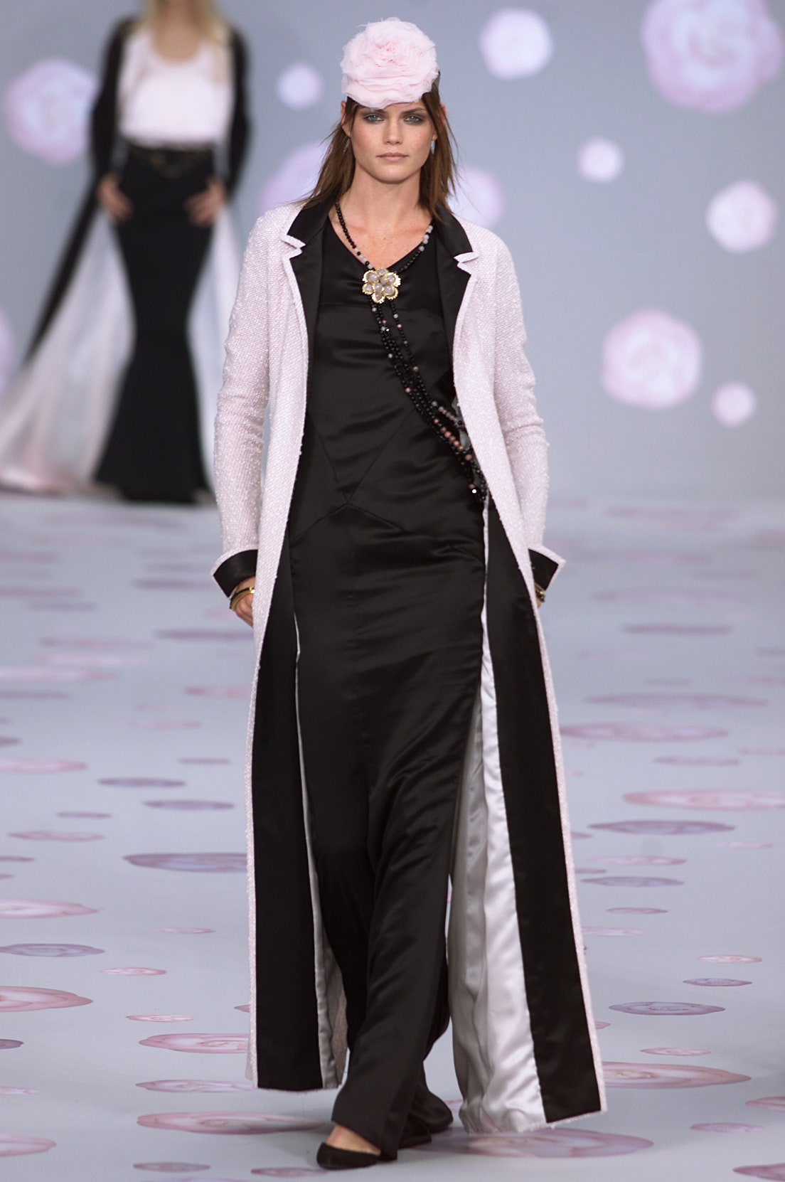 Chanel S/S 02 Couture Look 132