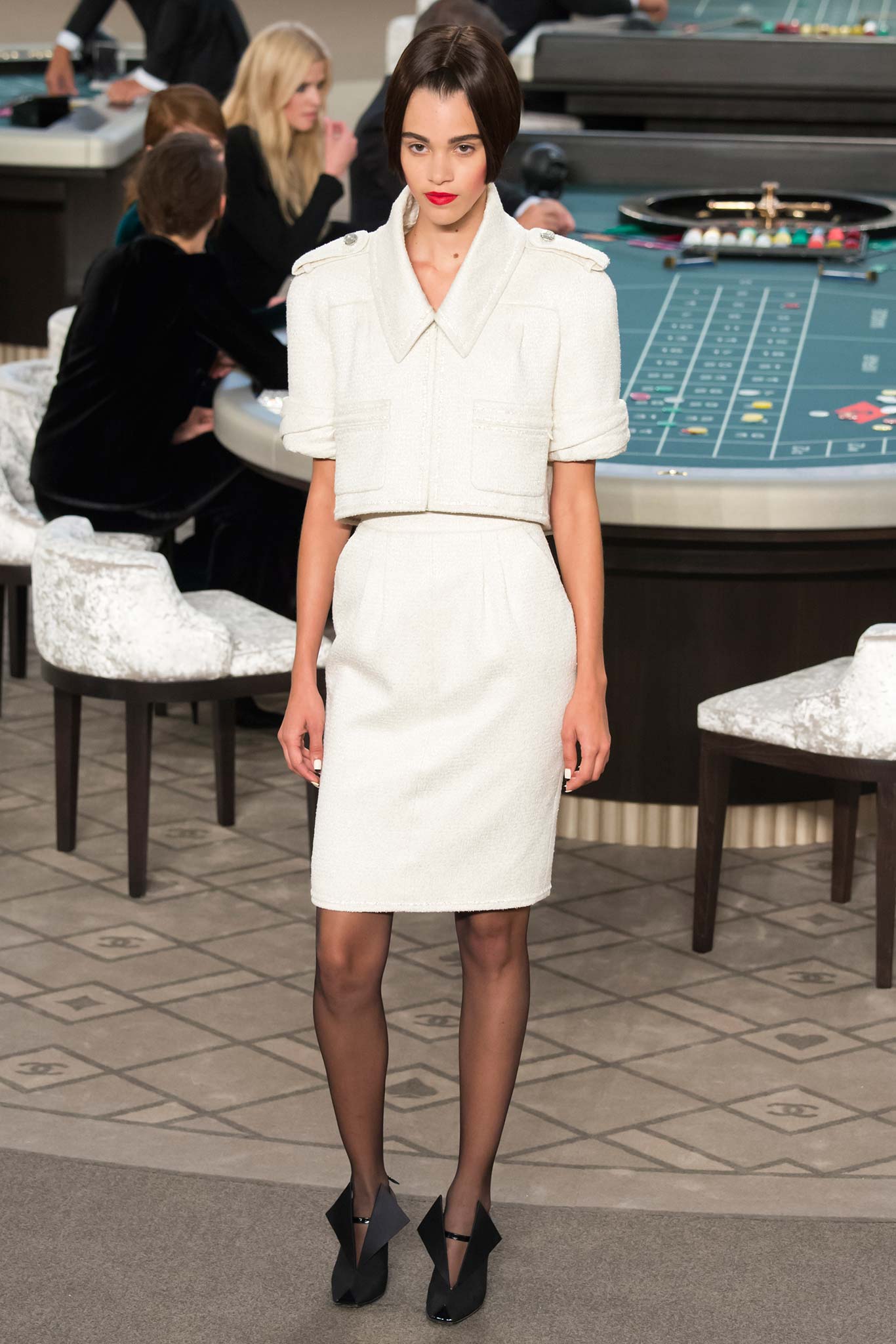 Chanel F/W 15 Couture Look 355