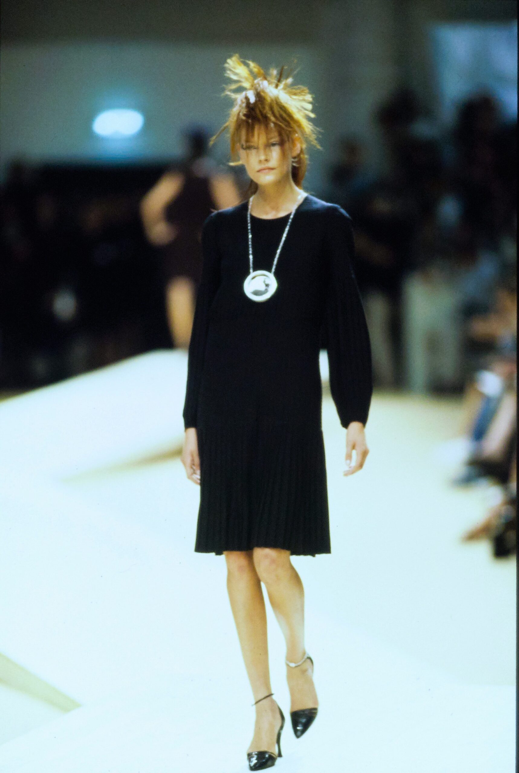 Chanel F/W 99 Couture Look 417