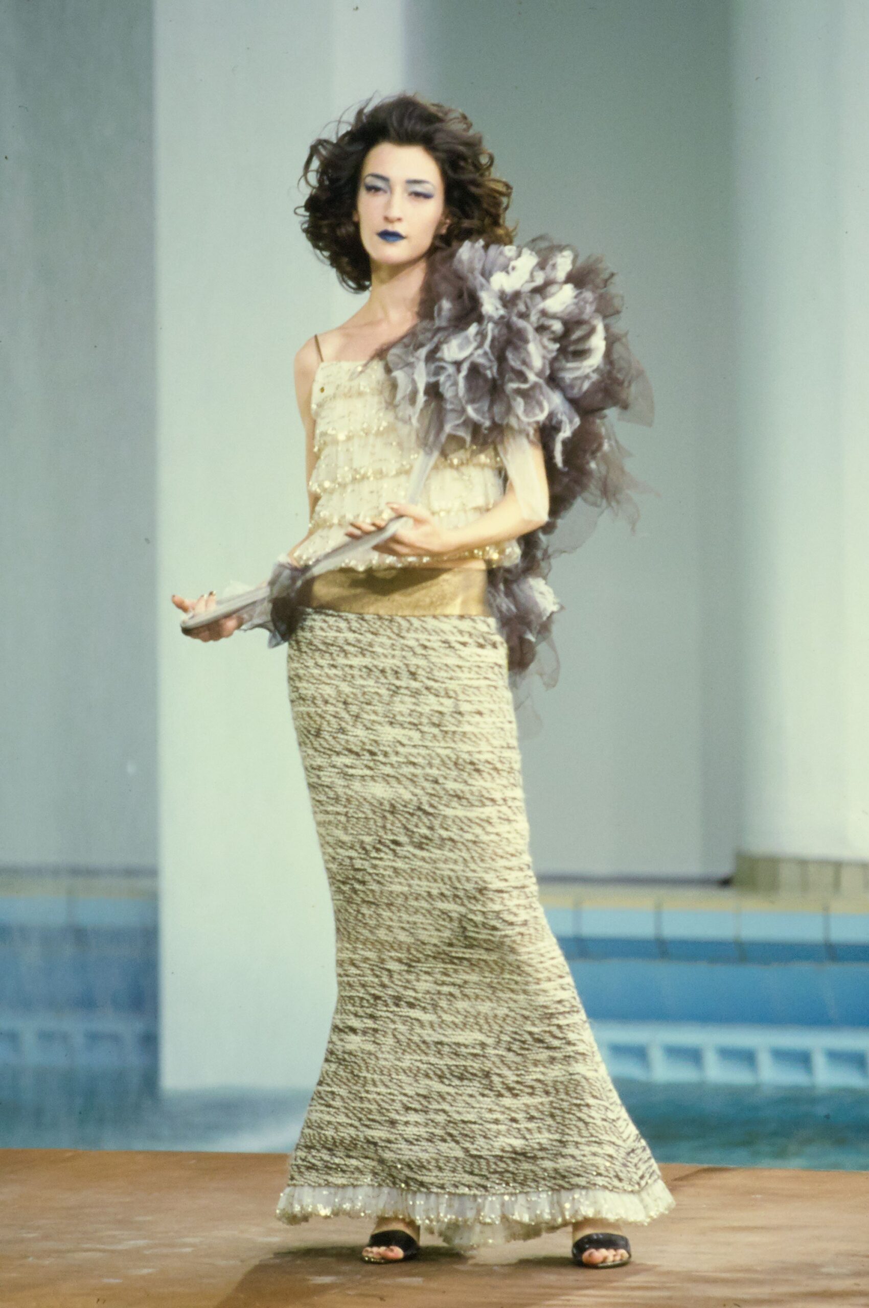 Chanel F/W 00 Couture Look 219