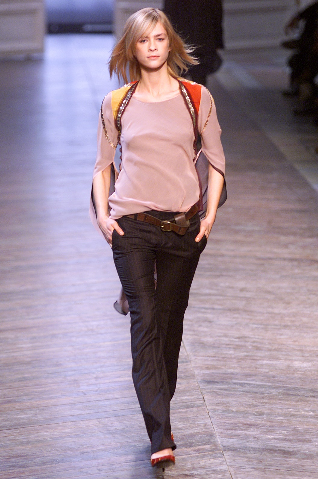 Chloé F/W 02 Look 200