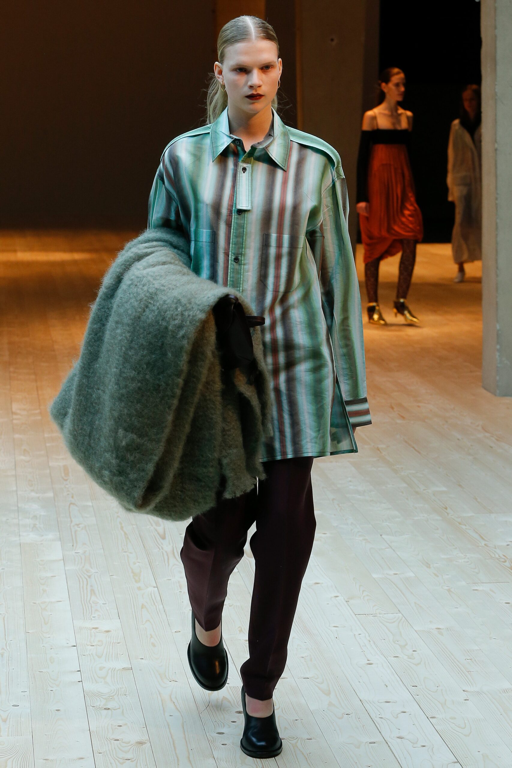 Celine F/W 17 Look 312