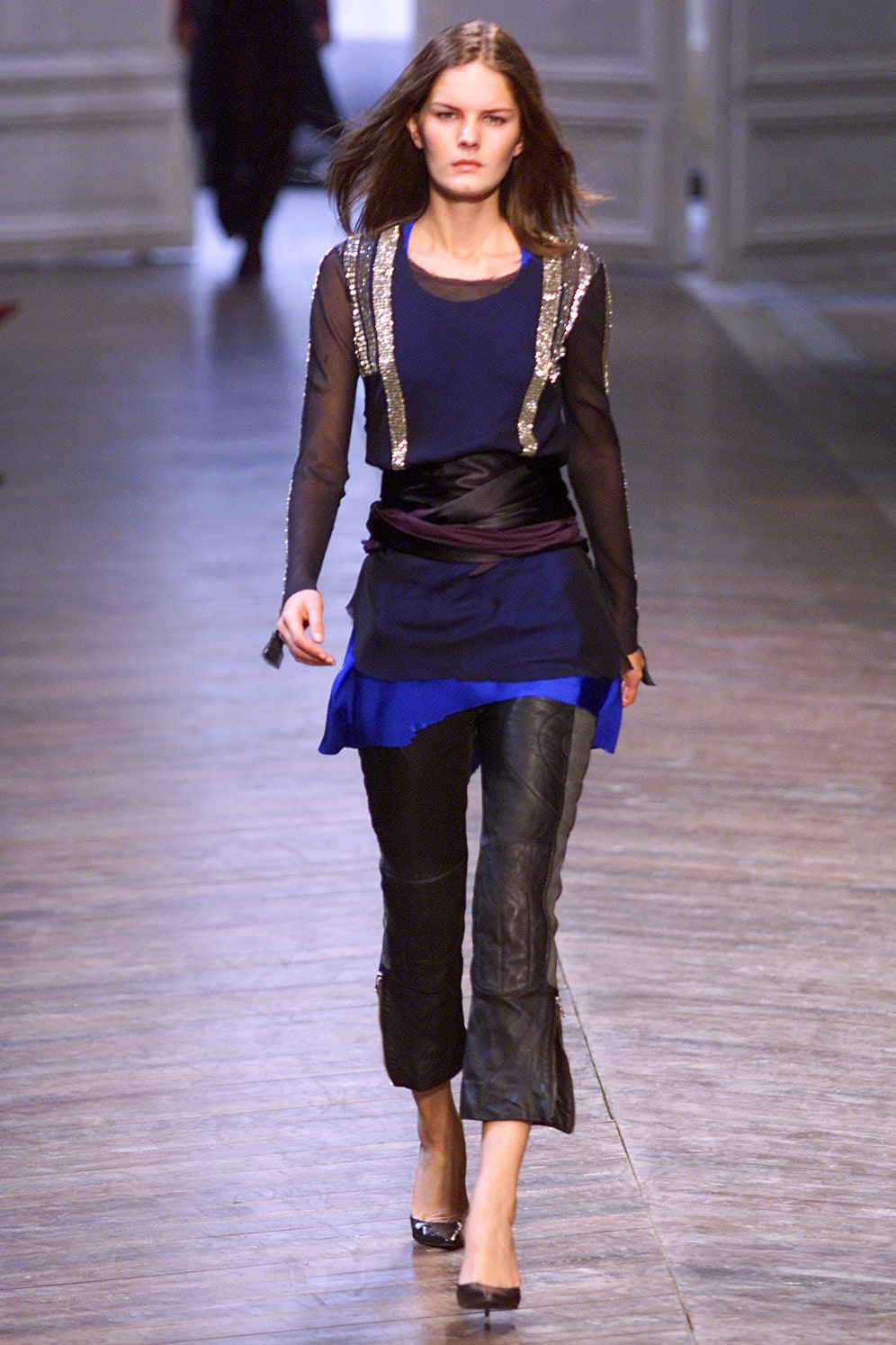Chloé F/W 02 Look 221