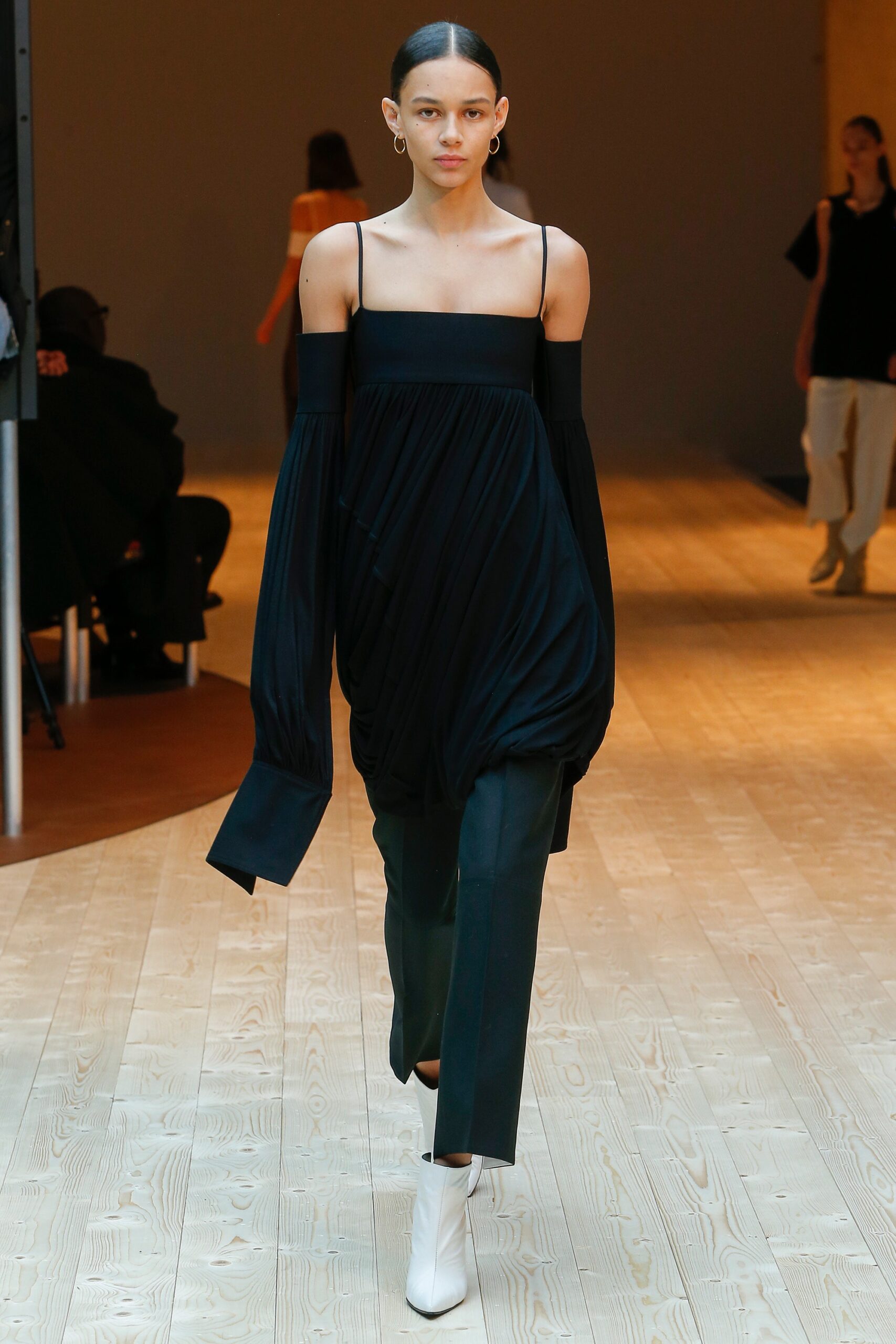 Celine F/W 17 Look 375