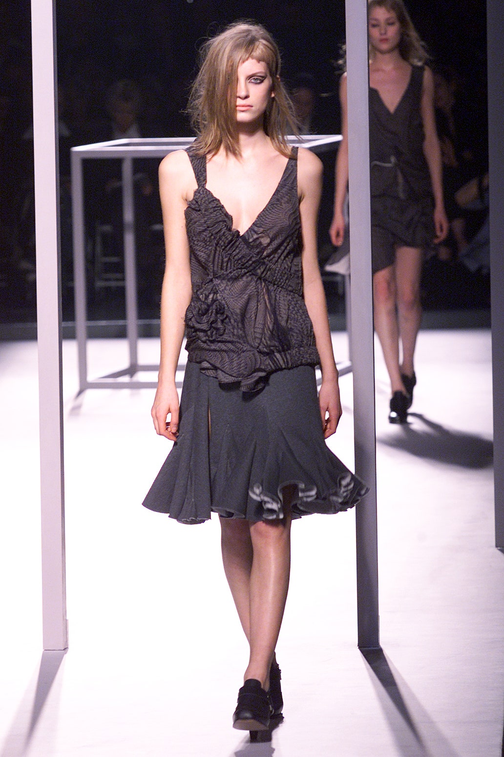 Chalayan F/W 02 Look 236