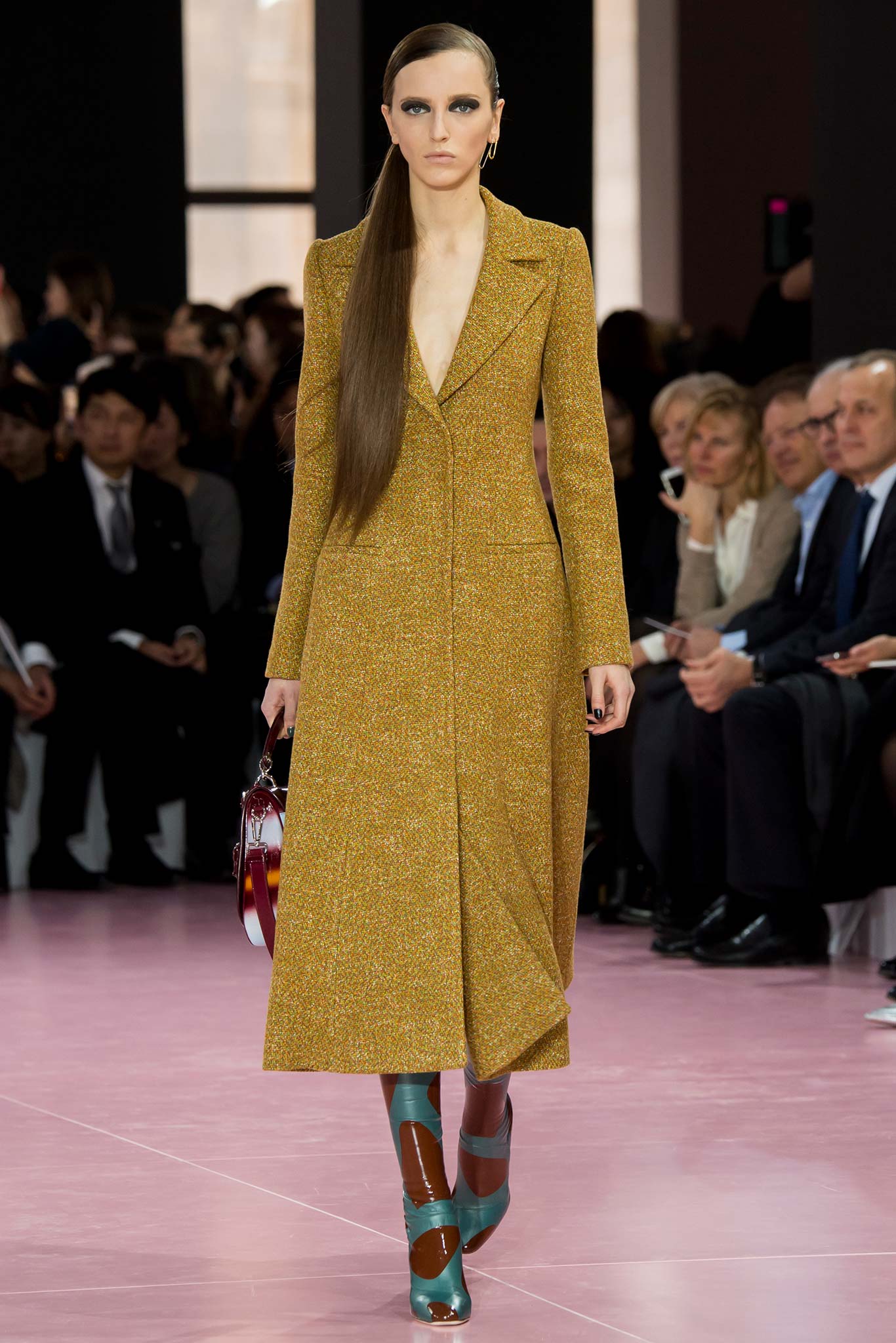 Christian Dior F/W 15 Look 325