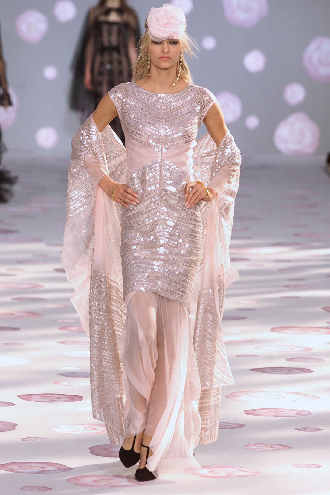Chanel S/S 02 Couture Look 242