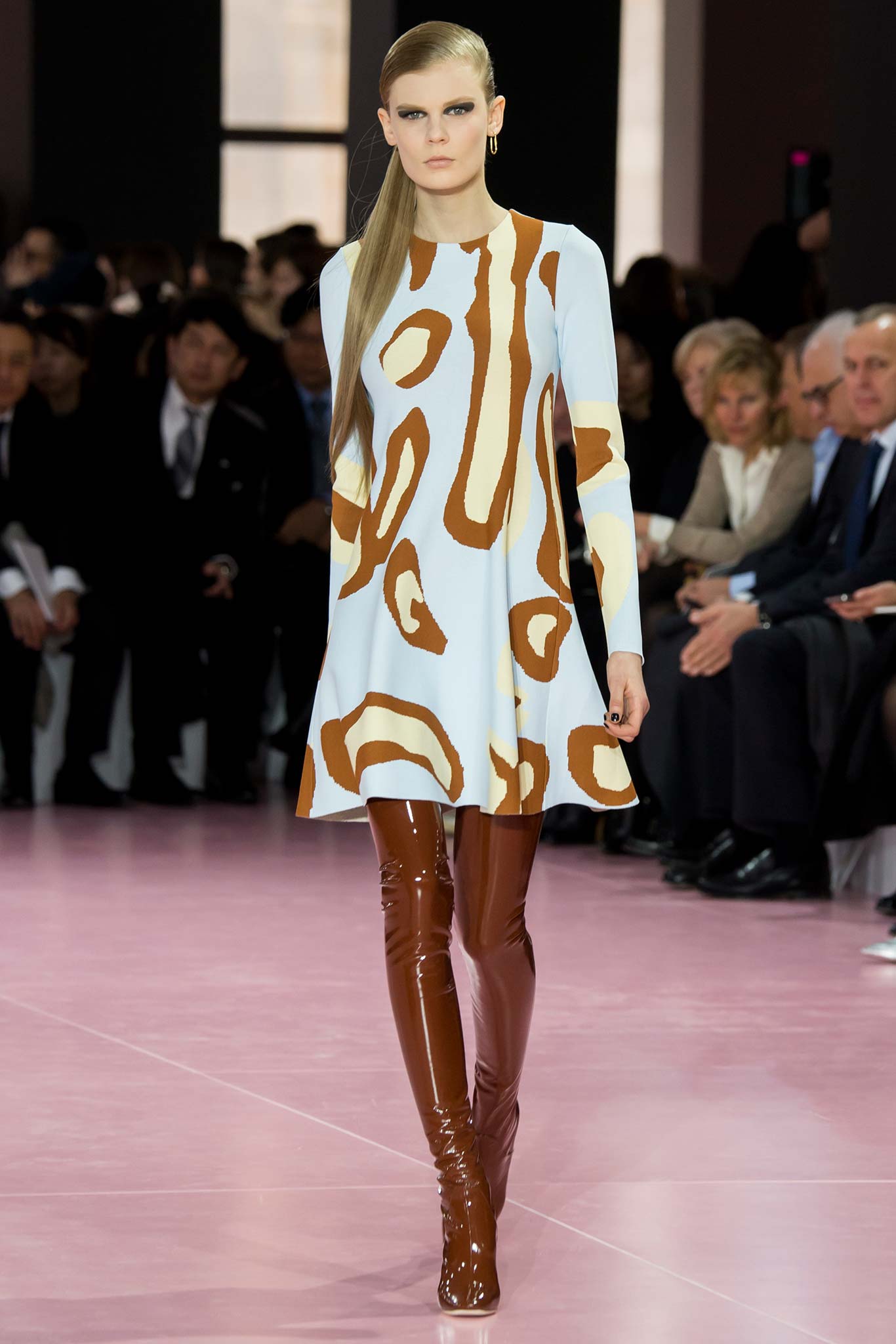 Christian Dior F/W 15 Look 350