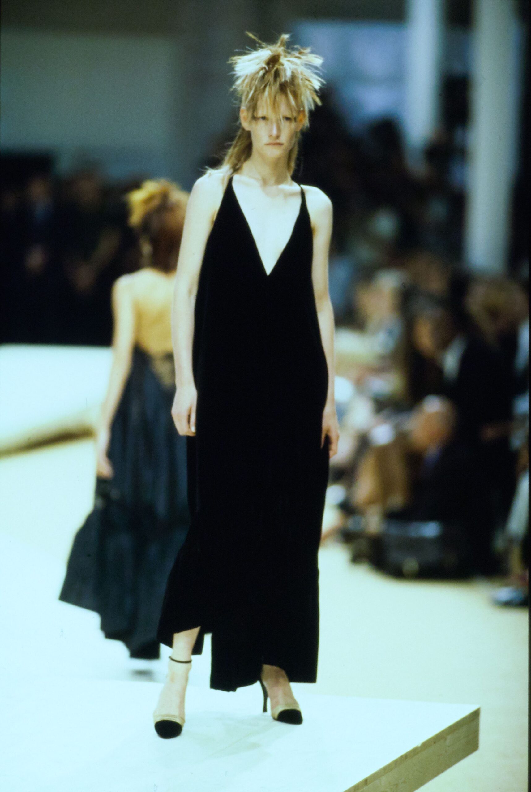 Chanel F/W 99 Couture Look 639