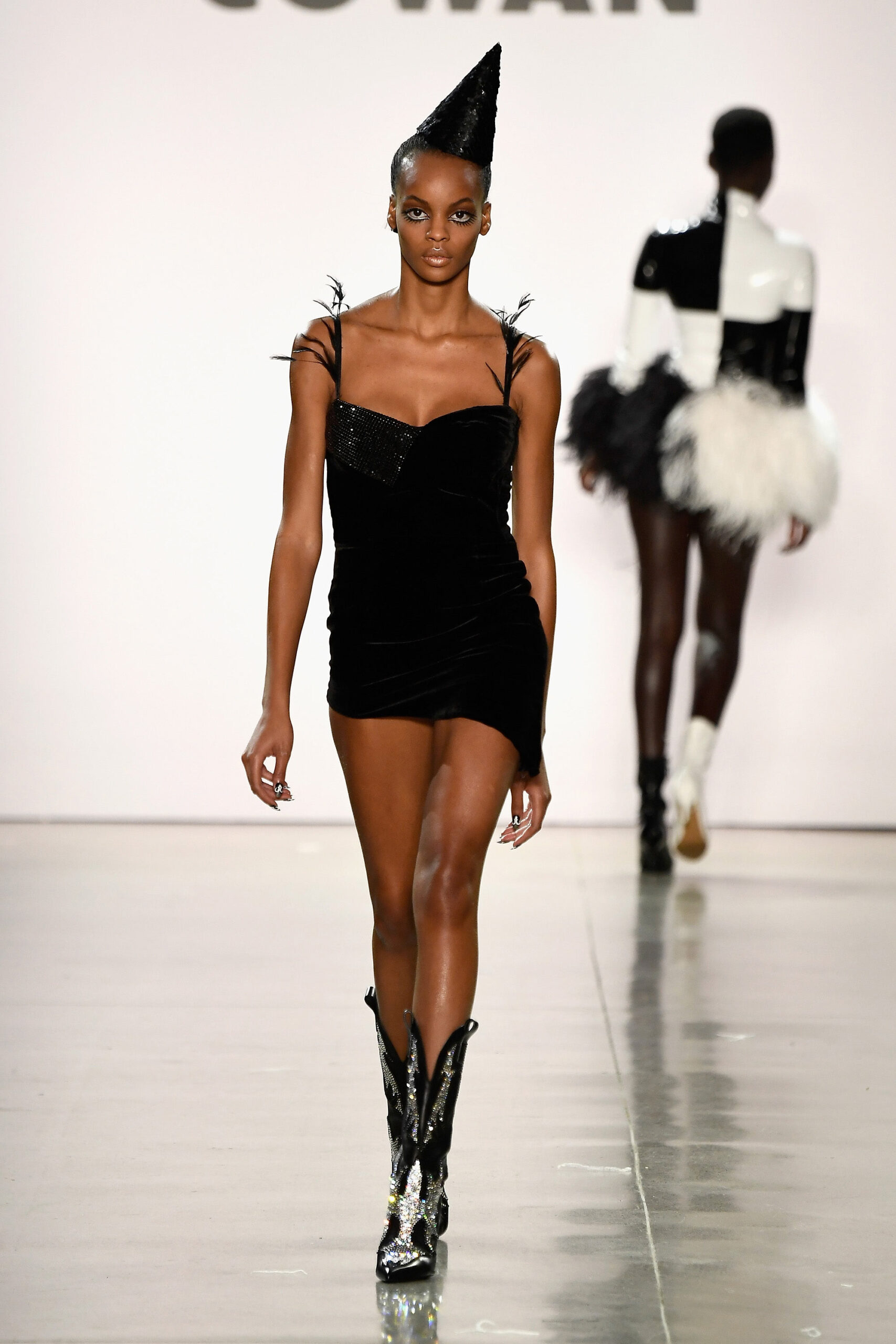 Christian Cowan F/W 18 Look 69