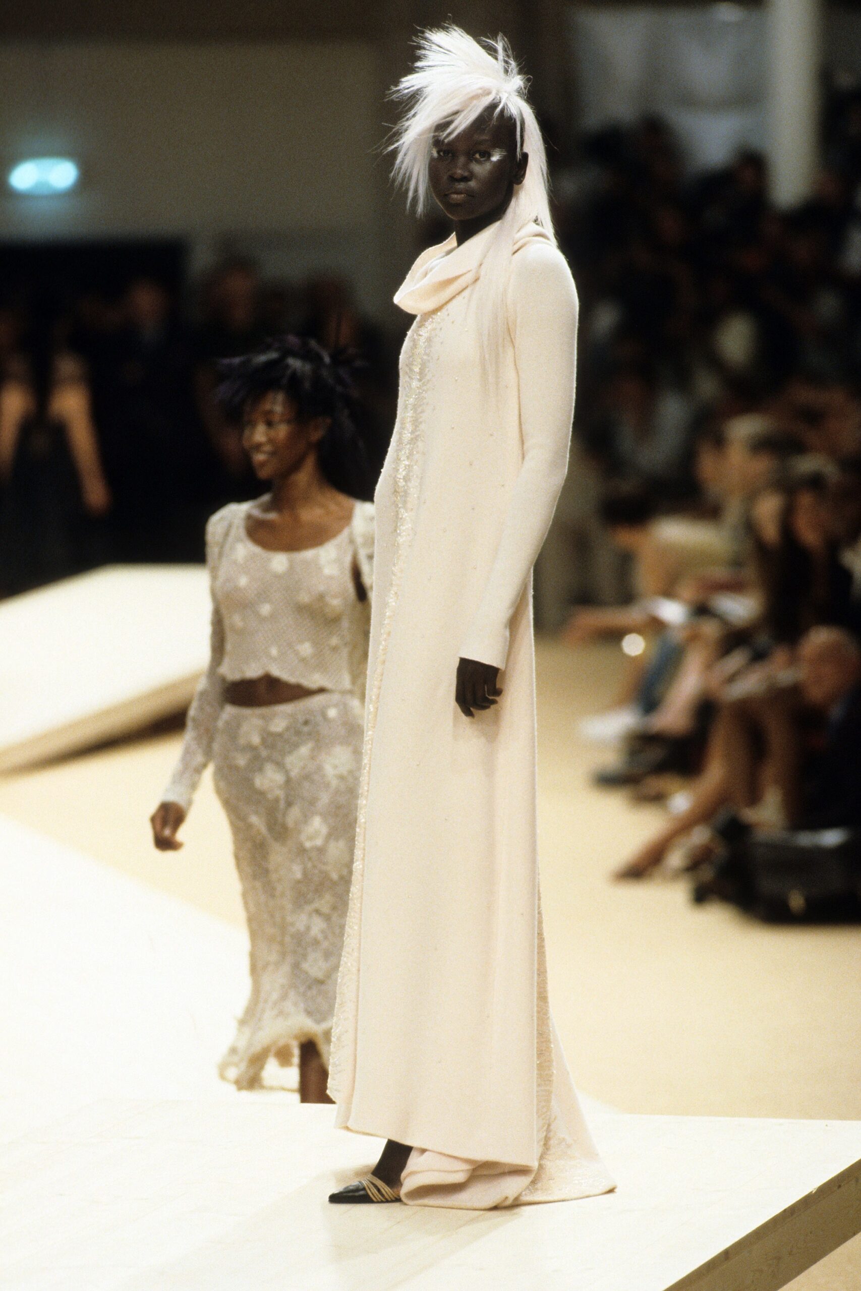 Chanel F/W 99 Couture Look 661