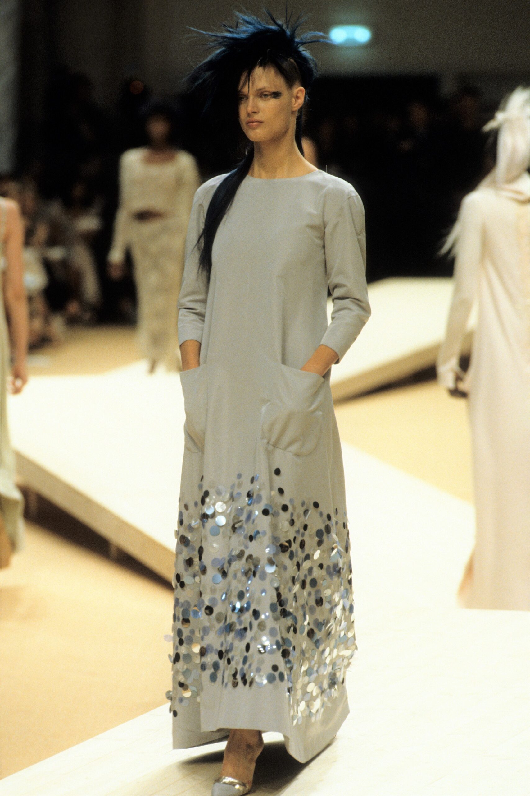 Chanel F/W 99 Couture Look 682