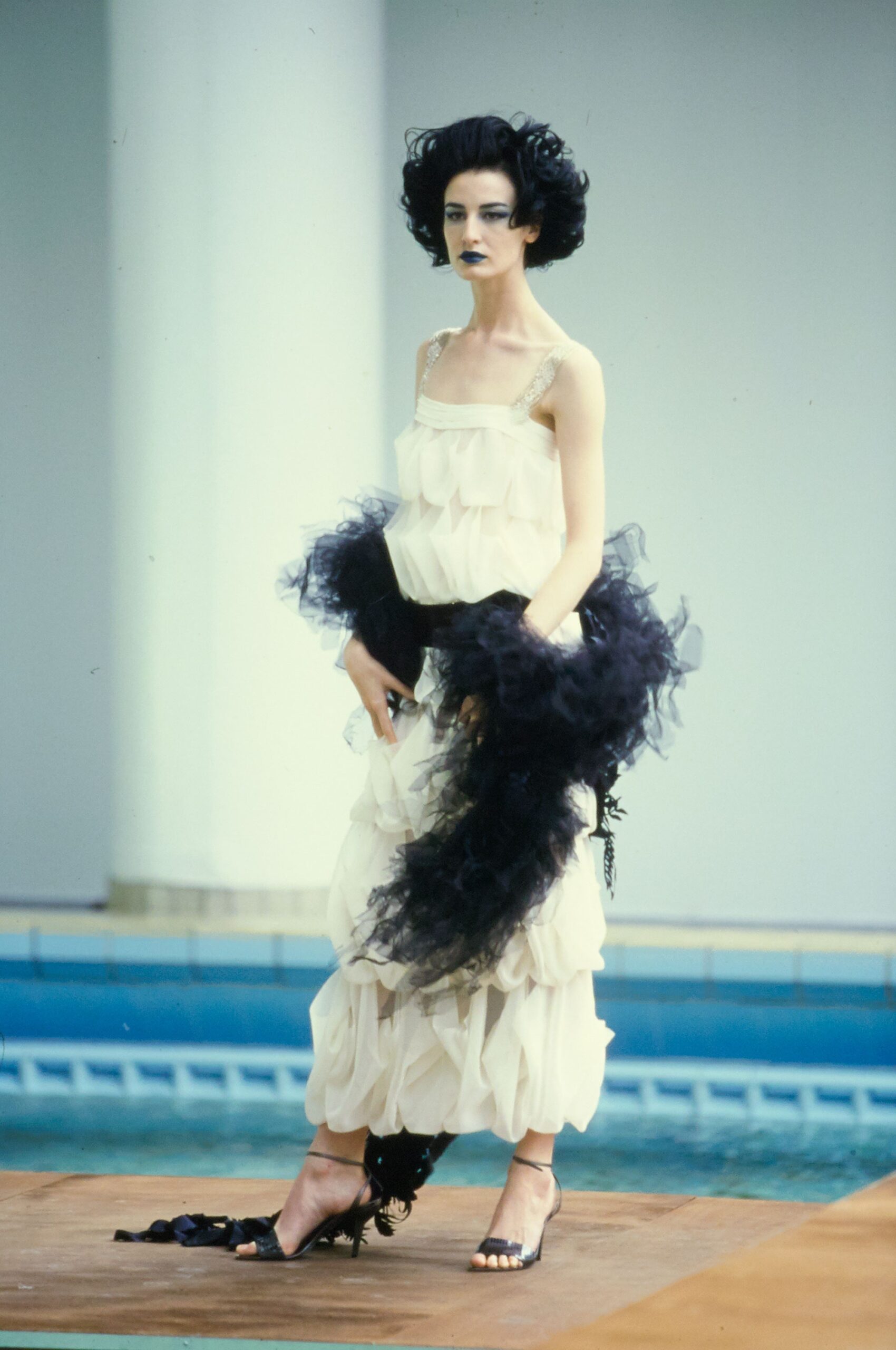Chanel F/W 00 Couture Look 467