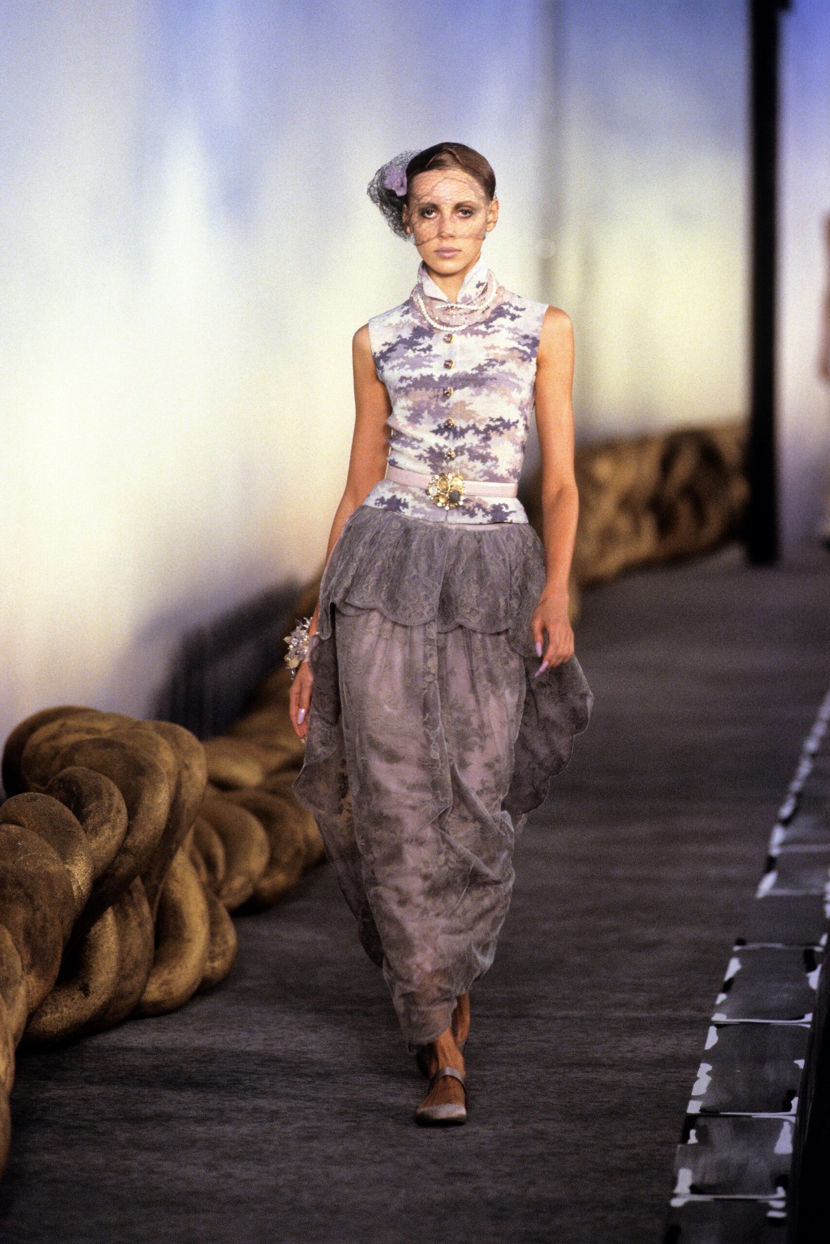 Chanel S/S 01 Couture Look 520