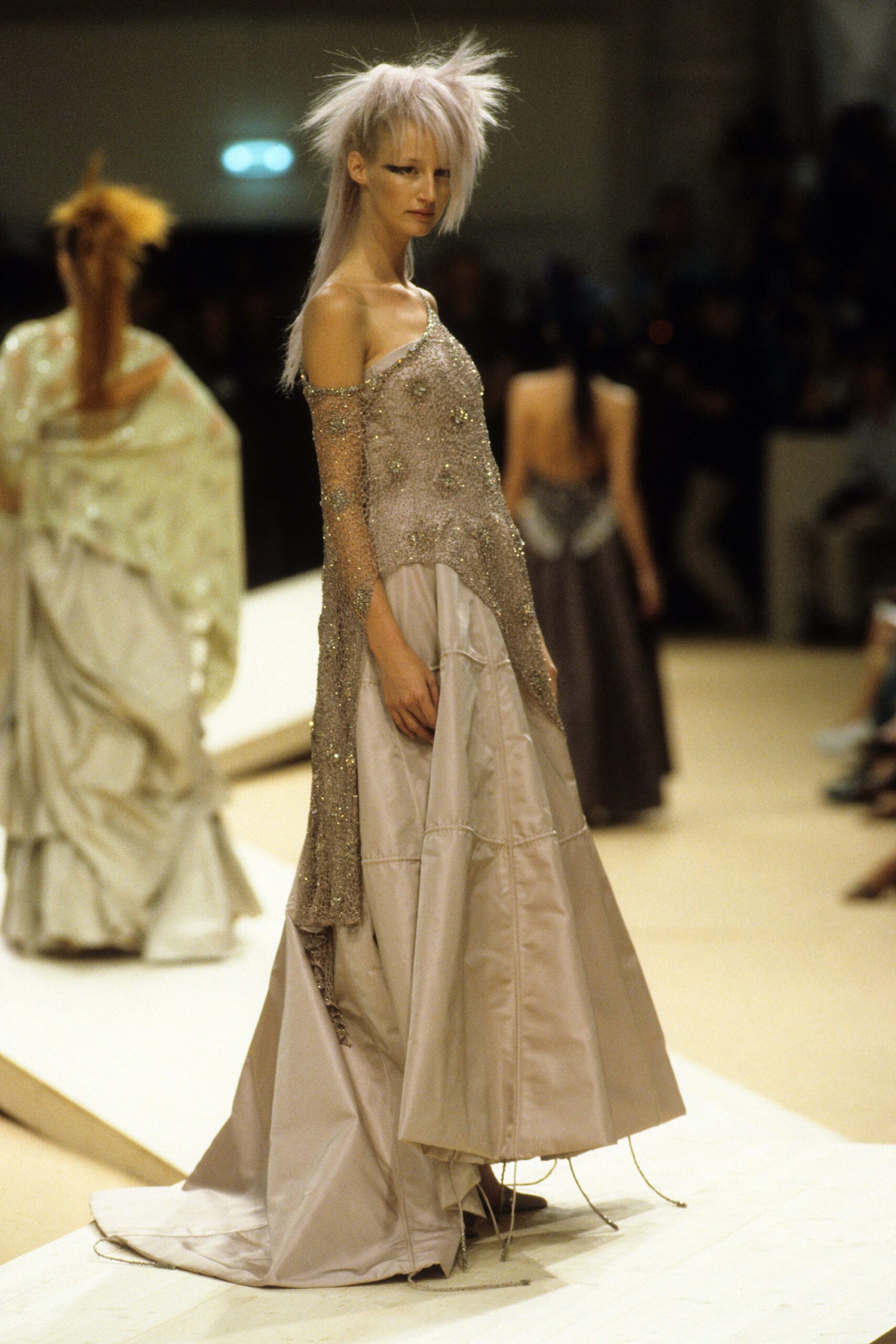 Chanel F/W 99 Couture Look 737