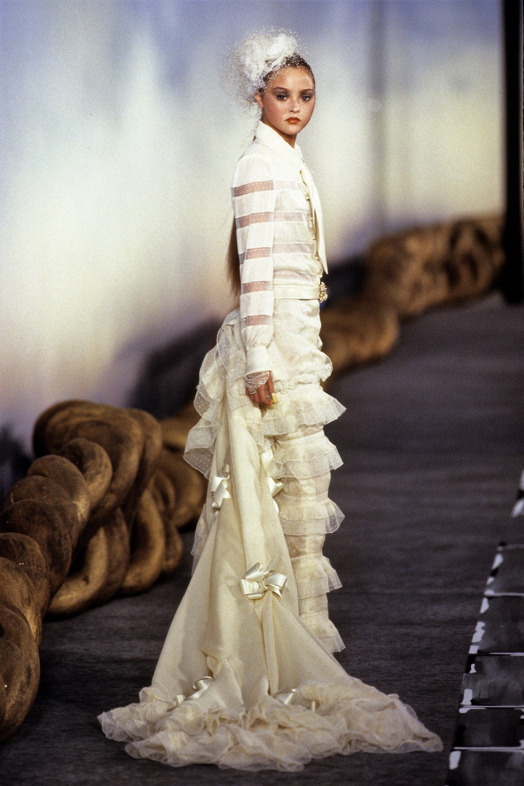 Chanel S/S 01 Couture Look 559