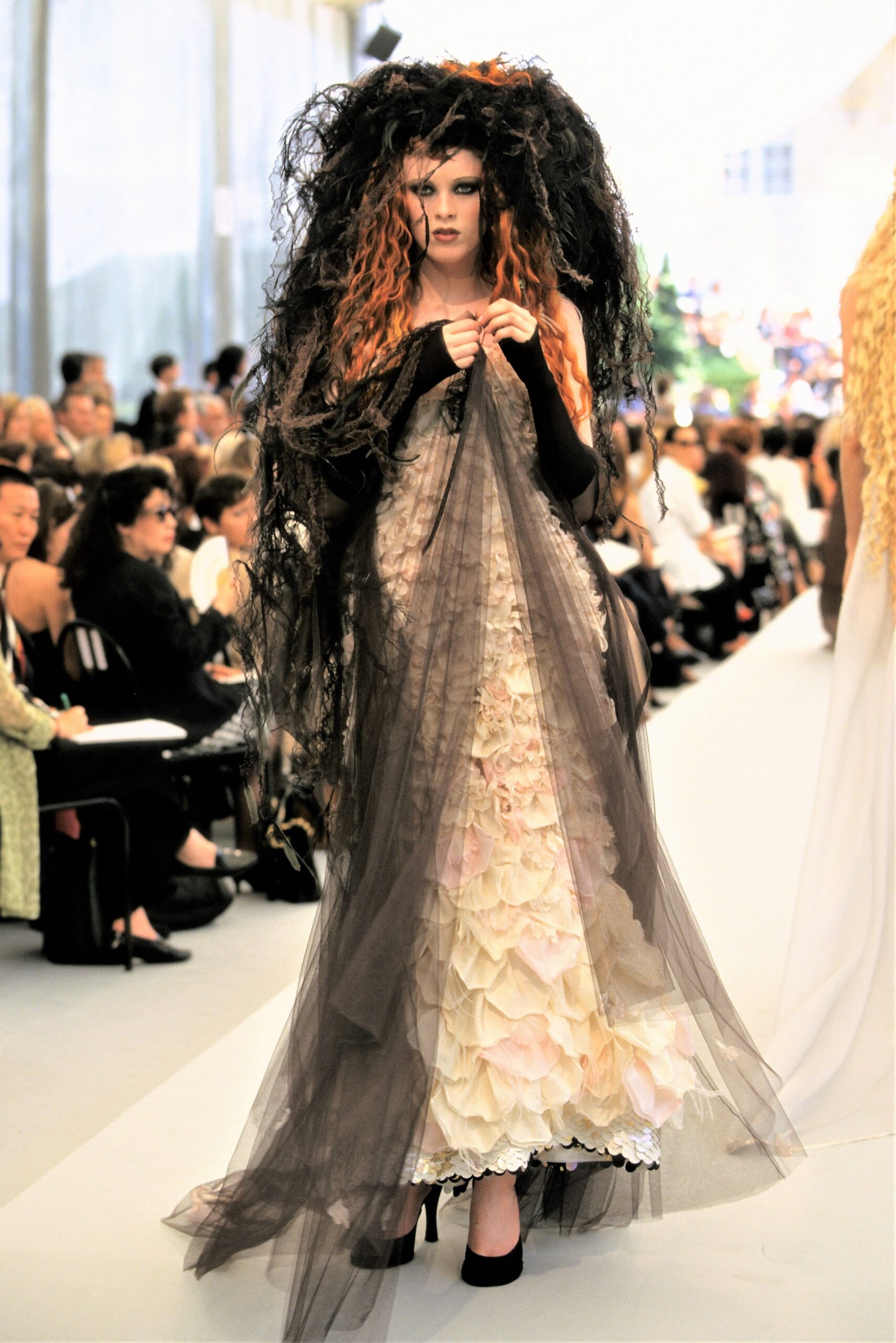 Chanel F/W 97 Couture Look 822