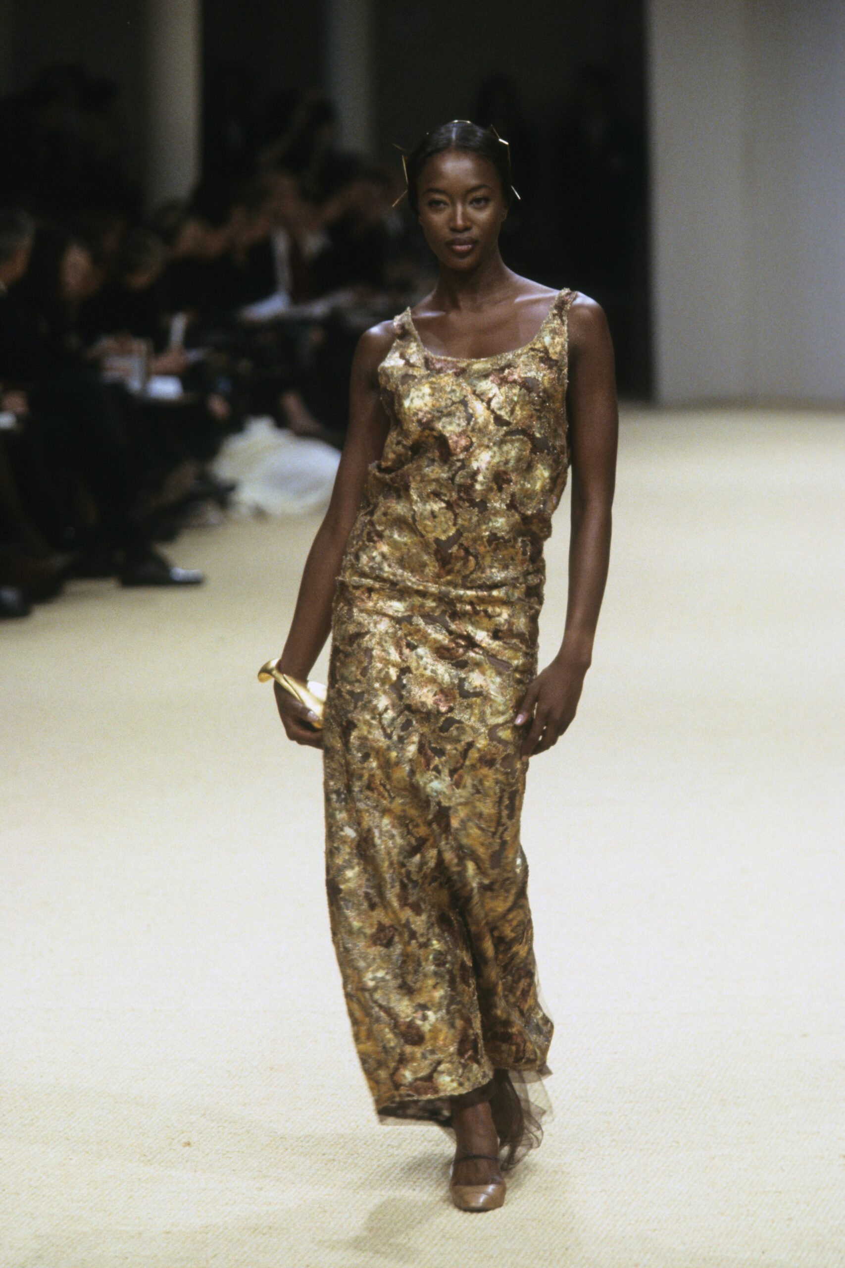 Chanel S/S 99 Couture Look 907
