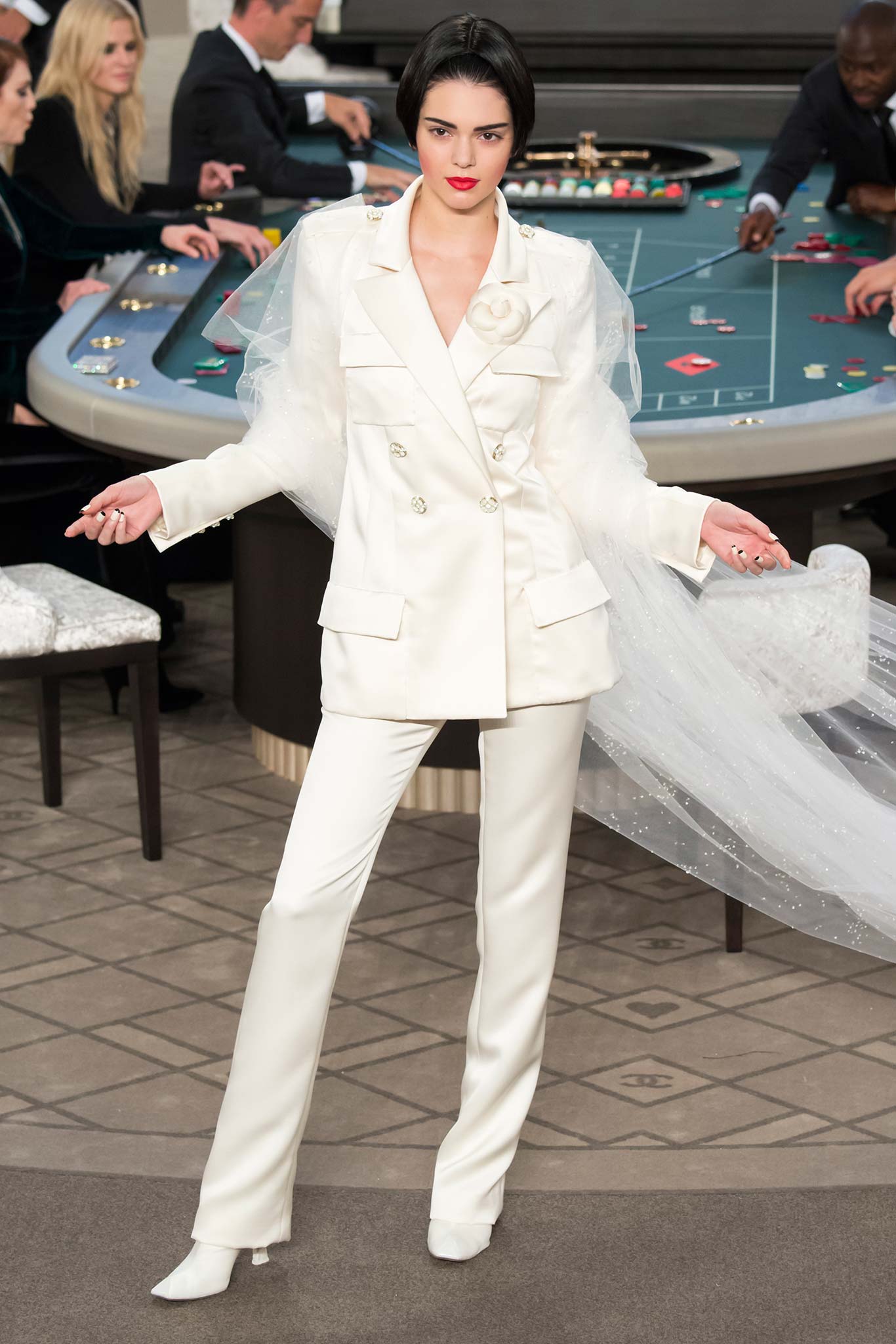 Chanel F/W 15 Couture Look 602