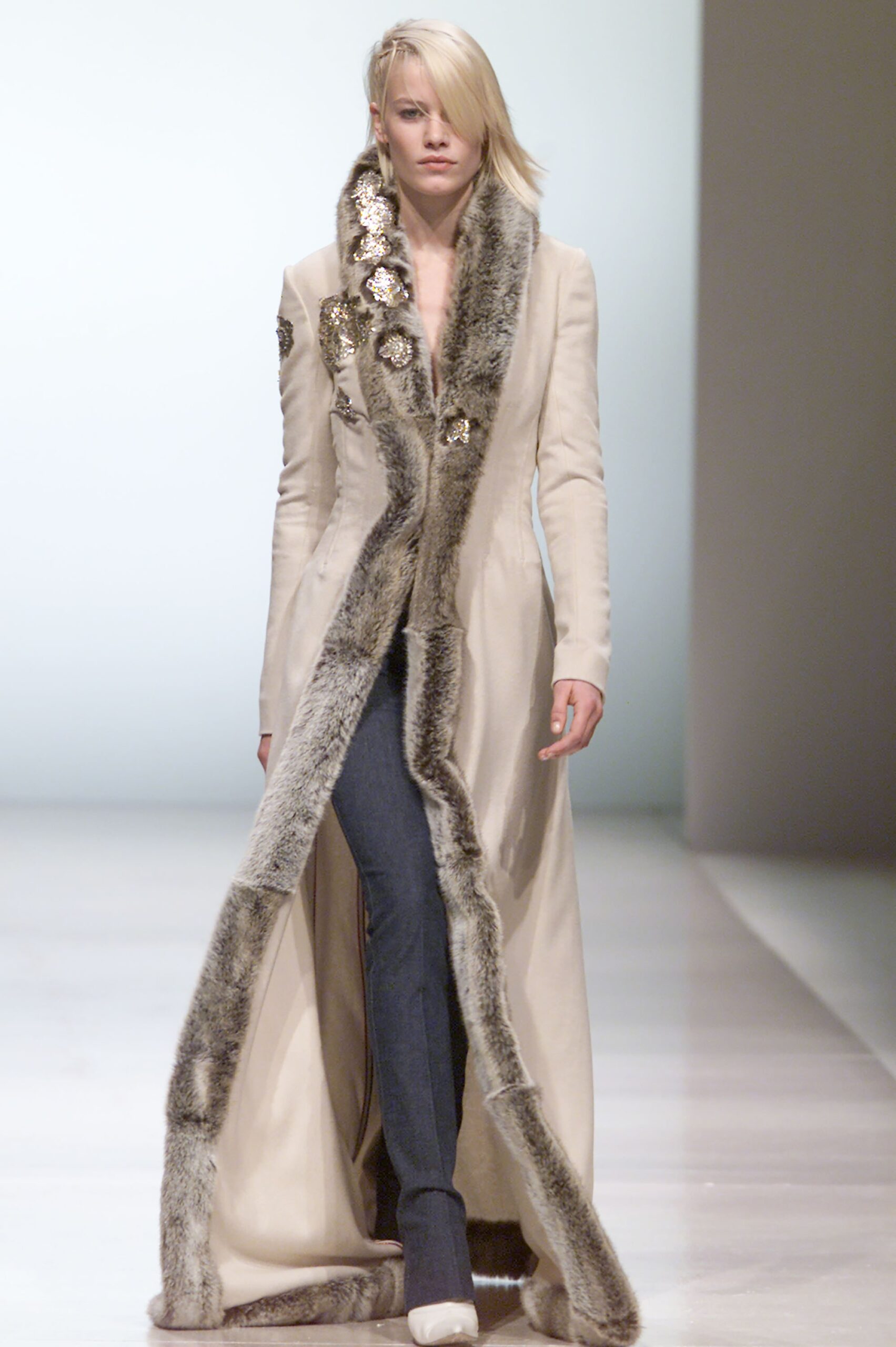 Chloé F/W 01 Look 46