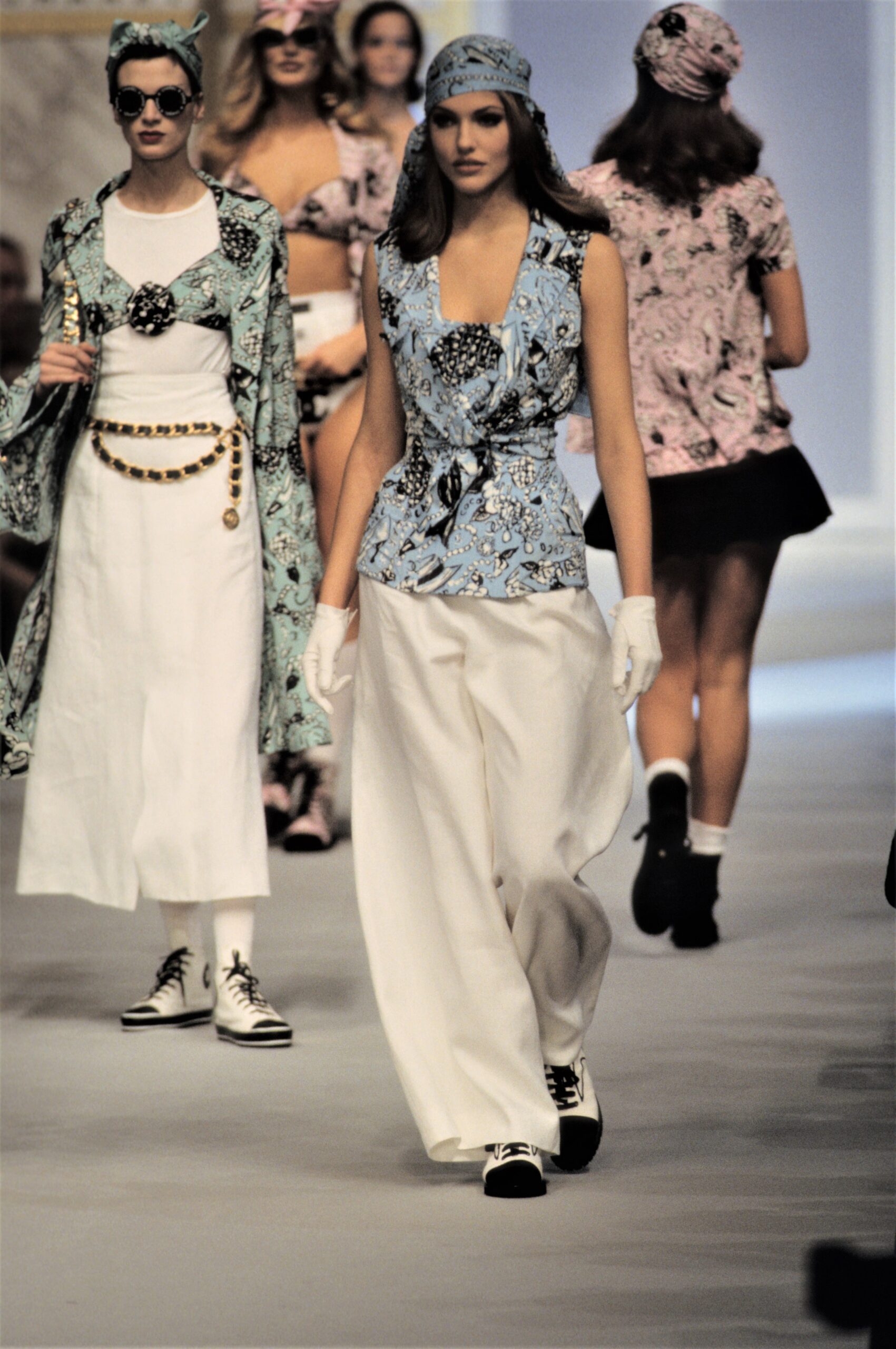 Chanel S/S 93 Look 827
