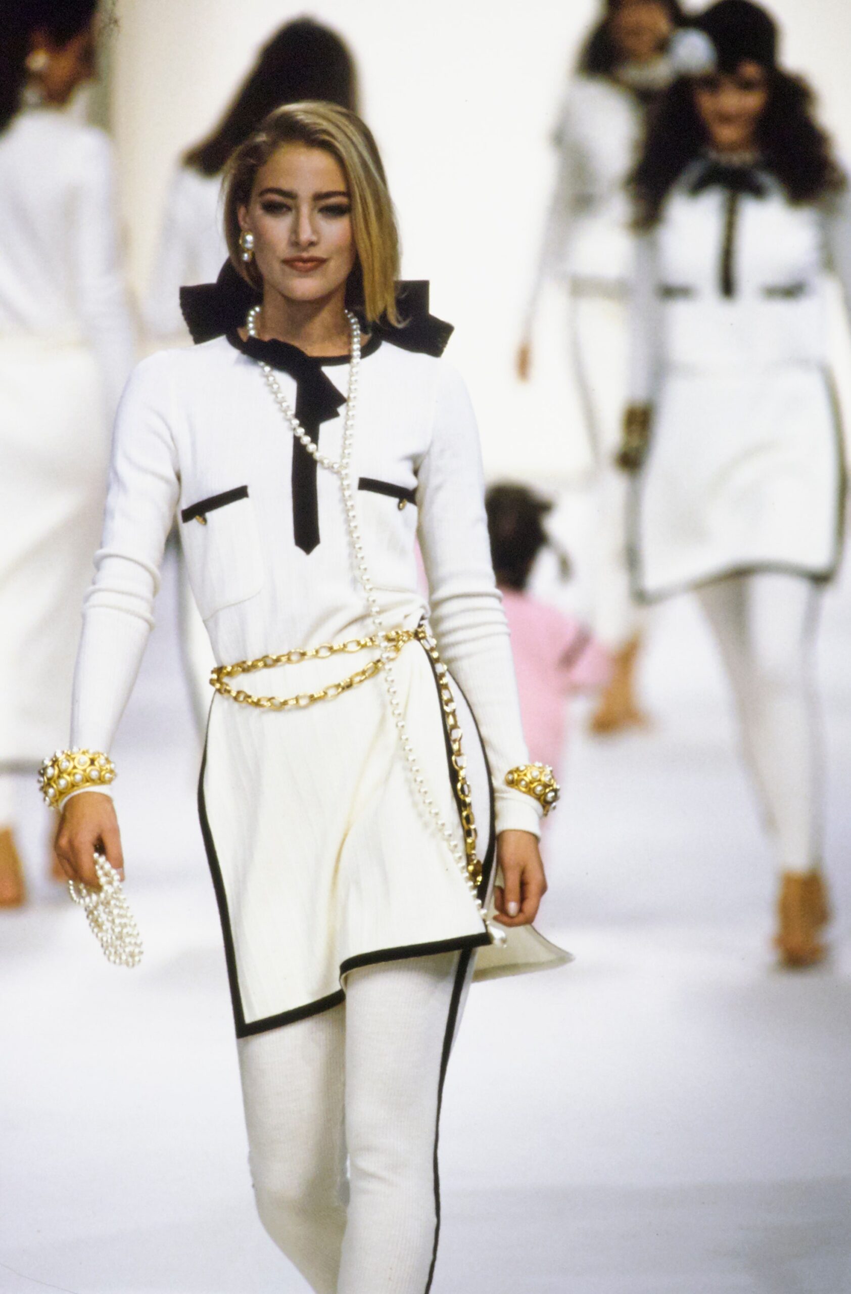 Chanel F/W 91 Look 883