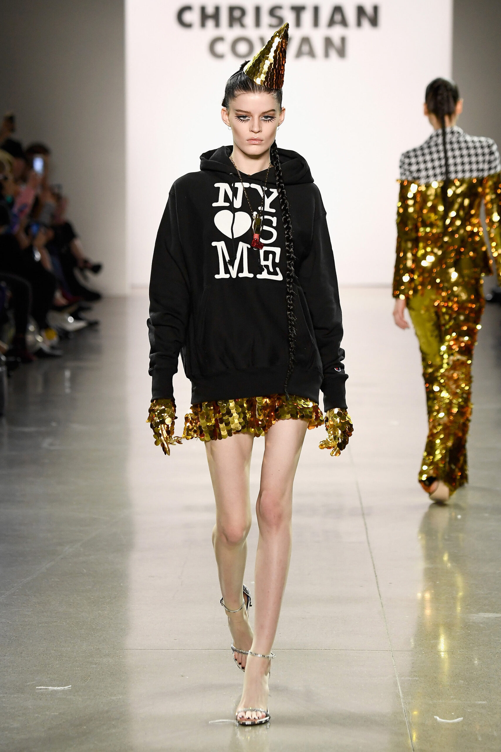 Christian Cowan F/W 18 Look 107