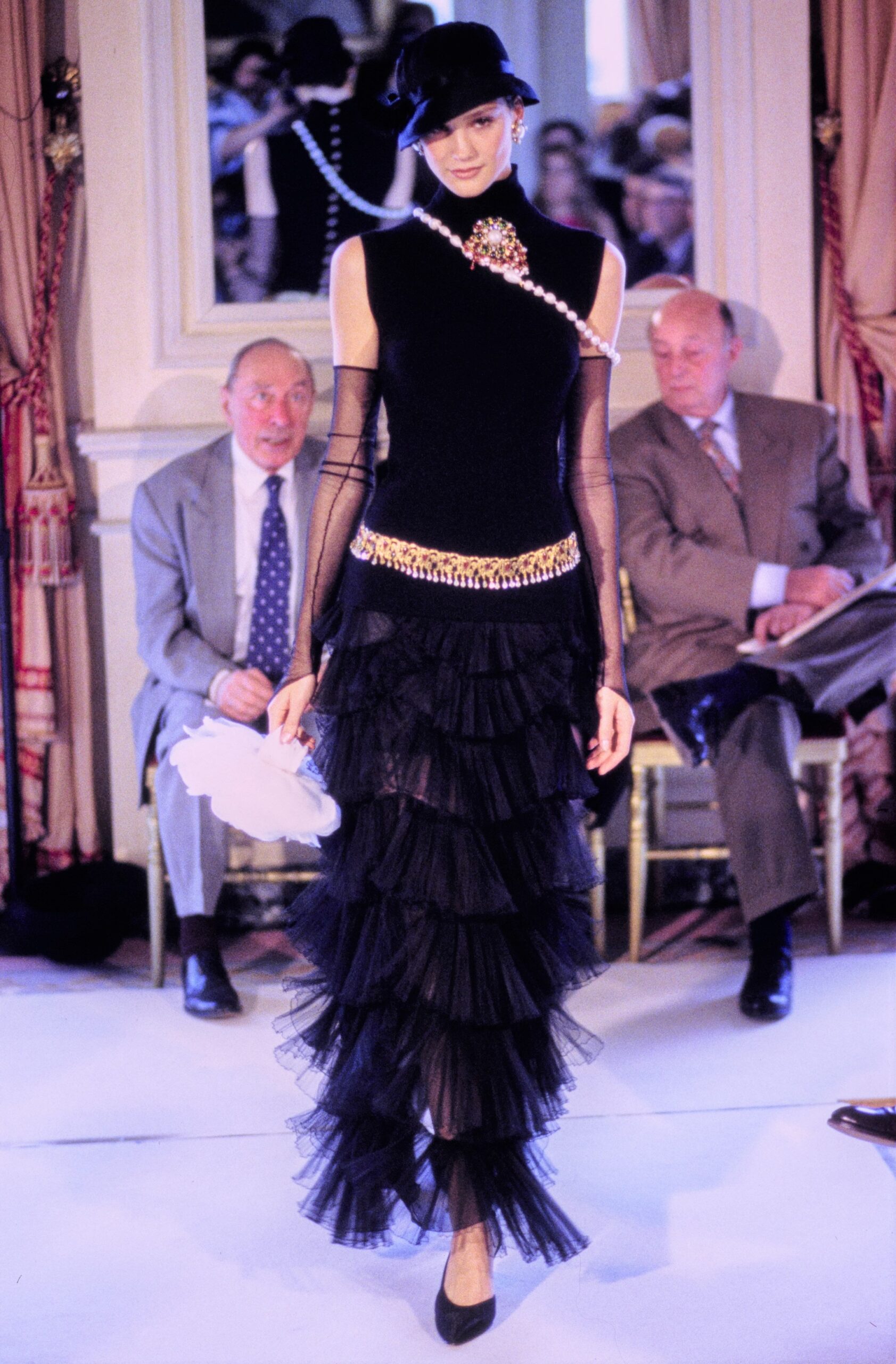Chanel F/W 96 Couture Look 905