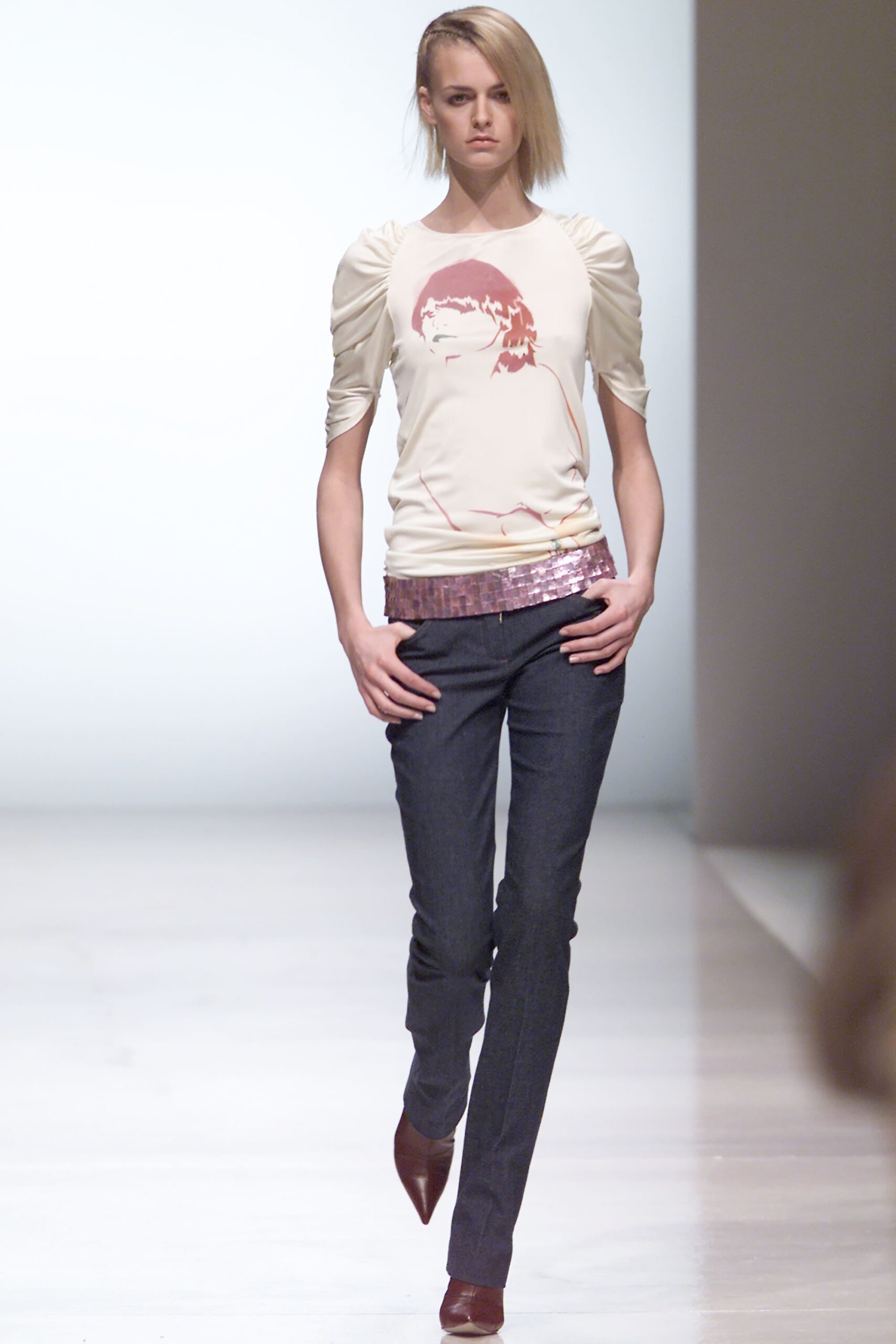 Chloé F/W 01 Look 63