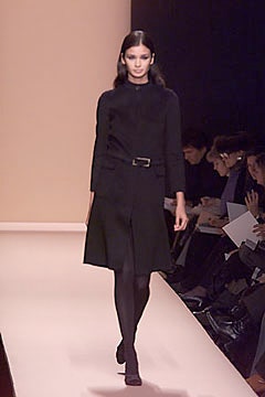 Carolina Herrera F/W 00 Look 1