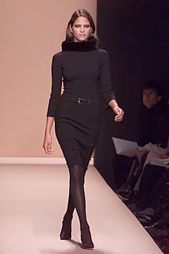 Carolina Herrera F/W 00 Look 15