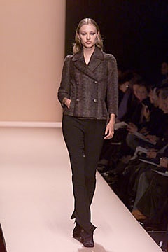 Carolina Herrera F/W 00 Look 76