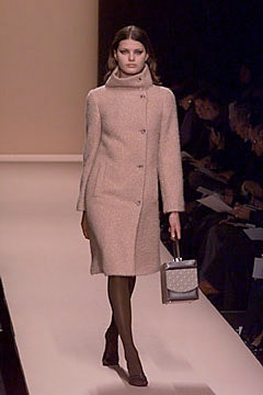 Carolina Herrera F/W 00 Look 106