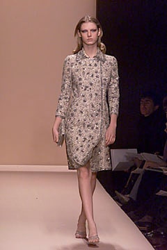 Carolina Herrera F/W 00 Look 136