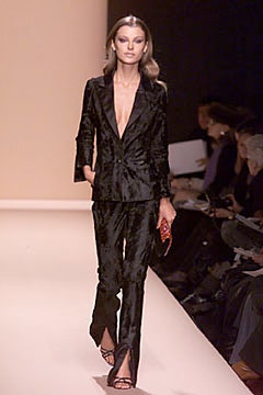 Carolina Herrera F/W 00 Look 177
