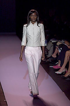 Carolina Herrera S/S 00 Look 64