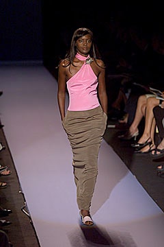 Carolina Herrera S/S 00 Look 145