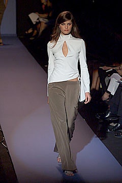Carolina Herrera S/S 00 Look 175