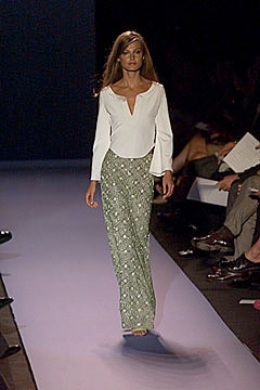 Carolina Herrera S/S 00 Look 190