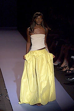 Carolina Herrera S/S 00 Look 214