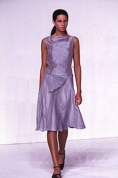 Chalayan S/S 00 Look 127