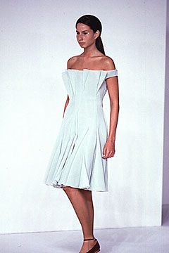 Chalayan S/S 00 Look 133