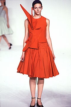 Chalayan S/S 00 Look 154